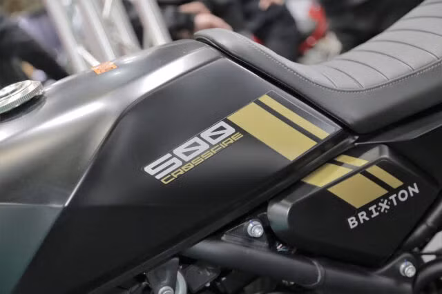 BRIXTON Crossfire 500 và Crossfire 500X 2021: Sự lựa chọn mới của phân khúc Retro | 2banh.vn