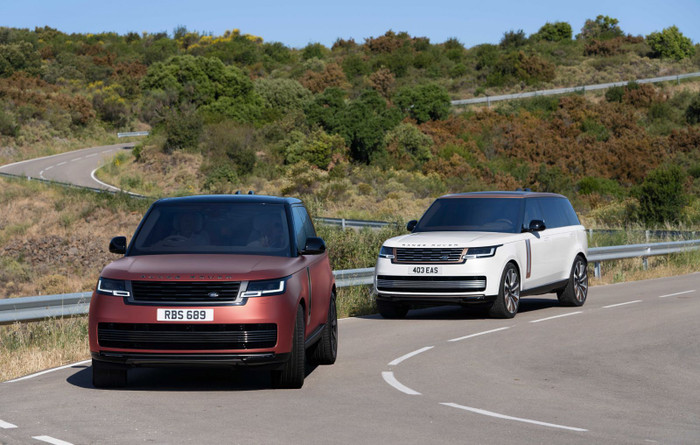 Range Rover SV LWB 2022 chính thức nhận đặt hàng tại Việt Nam