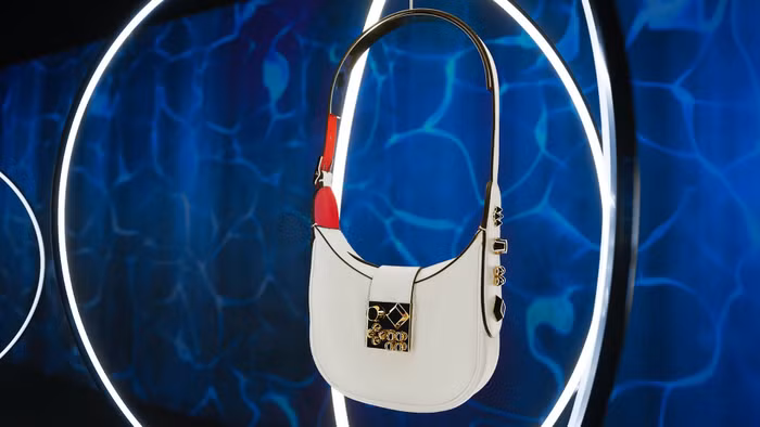 Christian Louboutin Xuân Hè 2022: Loubillusions và tương lai của thời trang ảnh 5