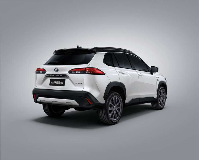 Toyota tung loạt phiên bản 60th Anniversary cho các dòng xe ăn khách ảnh 7