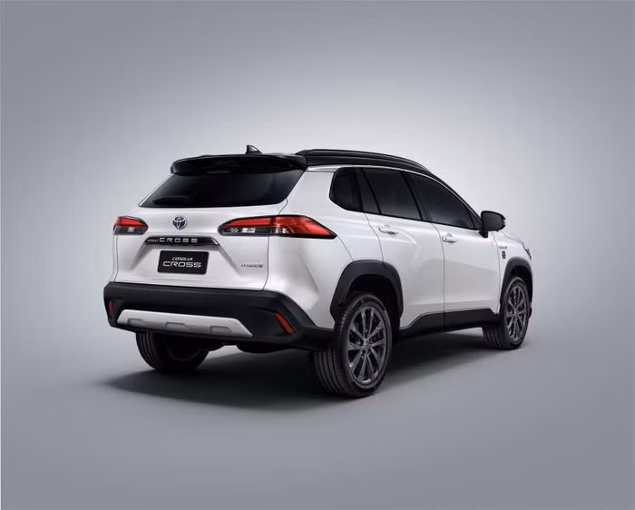 Toyota tung loạt phiên bản 60th Anniversary cho các dòng xe ăn khách ảnh 7