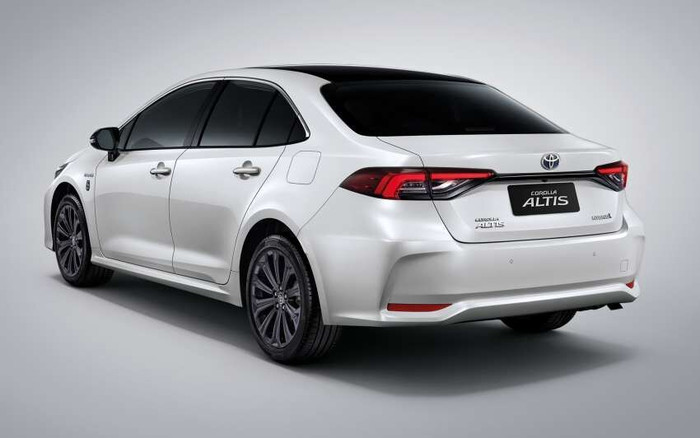 Toyota tung loạt phiên bản 60th Anniversary cho các dòng xe ăn khách ảnh 5