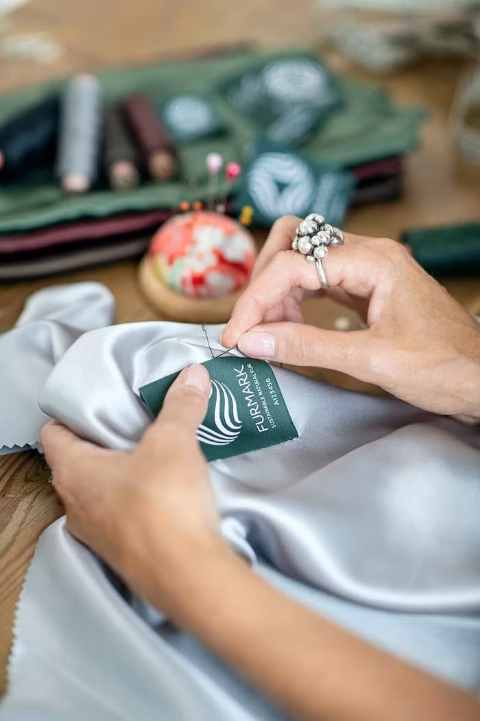 Furmark: Tiêu chuẩn phát triển của thời trang lông thú ảnh 1