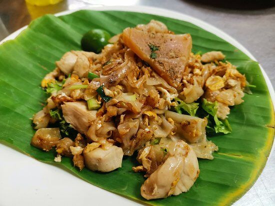 PAD THAI MAE AM, Bangkok - Khlong Toei - Restaurant Reviews, Photos &amp; Phone Number - Tripadvisor