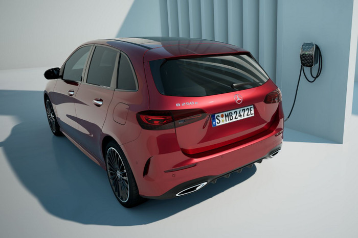 Mercedes-Benz B-Class ra mắt phiên bản 2023 nâng cấp ảnh 2 Mercedes-Benz B-Class ra mắt phiên bản 2023 nâng cấp ảnh 2