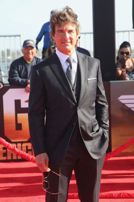 Tom Cruise xuất hiện tại sự kiện công chiếu phim “Top Gun: Maverick” ảnh 1