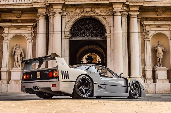 Ferrari F40