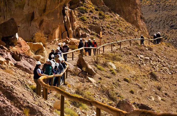 Cueva-de-las-Manos-ivivu-3