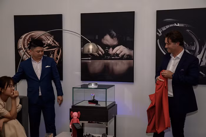 Pop-up Roger Dubuis Sài Gòn