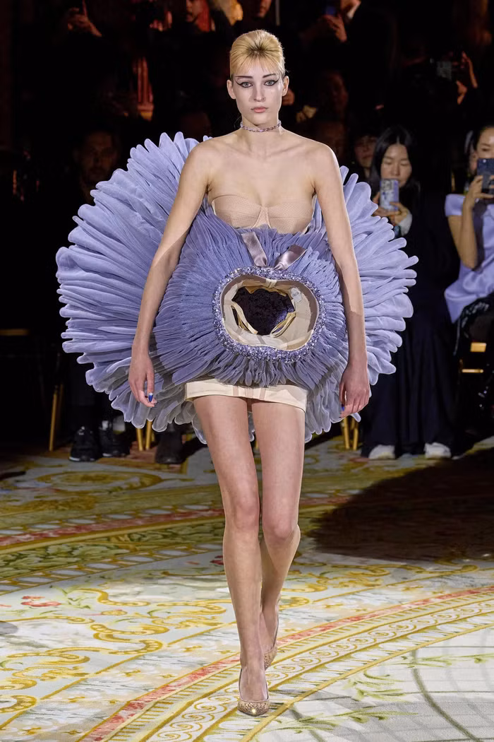 Viktor & Rolf Haute Couture 23
