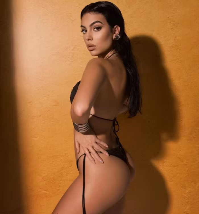 Bí quyết sở hữu đường cong nóng bỏng như bạn gái Ronaldo-9