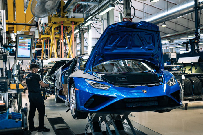 Lamborghini đạt kết quả kinh doanh tốt nhất trong lịch sử ảnh 2