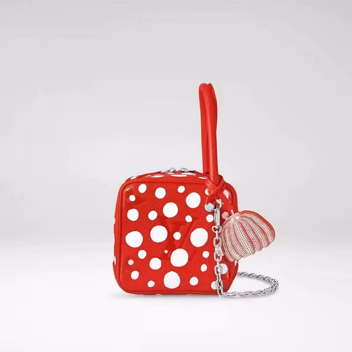 Yayoi Kusama hợp tác Louis Vuitton