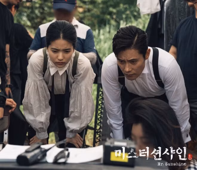 Những cặp đôi có phong cách thời trang đẹp mắt trong phim Hàn ảnh 12