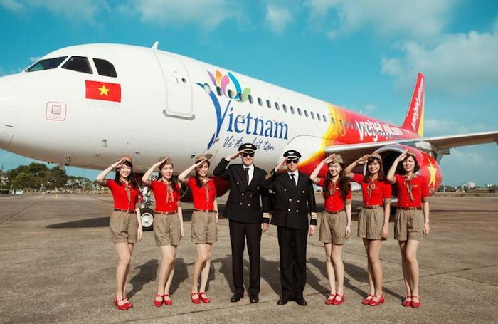 Mở hàng giá 90.000 đồng, Vietjet làm nóng sàn HOSE?