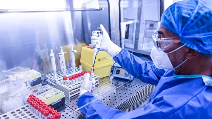 Các quốc gia châu Âu ký thoả thuận 400 triệu liều vắc xin với AstraZeneca, theo báo cáo từ Reuters