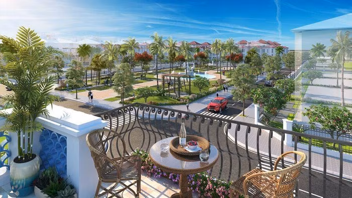 Phân khu Mallorca được bao quanh bởi 2 công viên, sân thể thao và hồ nước lớn nhất (1,2ha).