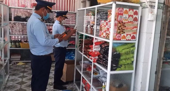 QLTT Tiền Giang phạt 1 cá nhân vi phạm về kinh doanh, bán hàng không rõ nguồn gốc xuất xứ thông qua mạng xã hội