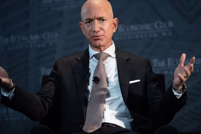 Tỷ phú Jeff Bezos quyên góp tài sản