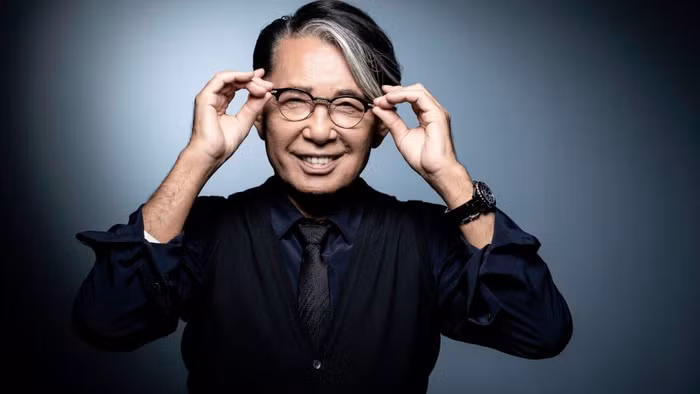 NTK thời trang Kenzo Takada qua đời vì Covid-19