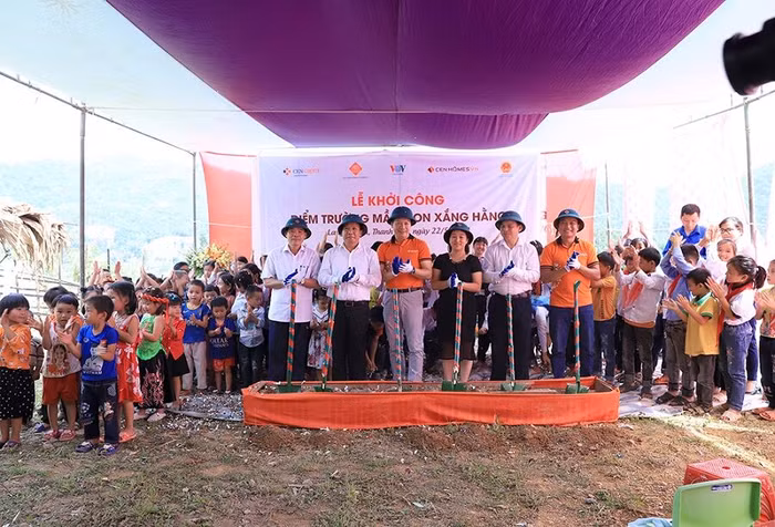 Trường mầm non Xắng Hằng là ngồi trường thứ 3 mà Quỹ Hành động vì Nhân Ái (CenGroup) quyên tặng cho trẻ em nghèo