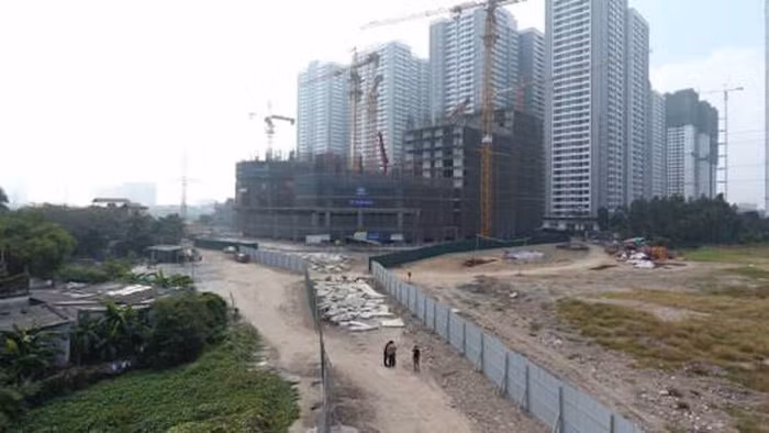 Cận cảnh công trường Sunshine Garden: Sự im lặng đáng sợ?