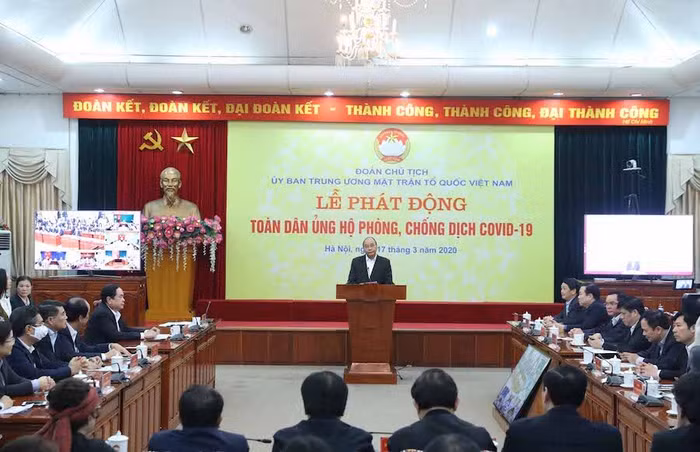 HDBank ủng hộ 10 tỷ đồng chung tay chống dịch Covid-19