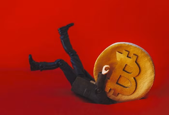 Giá Bitcoin ngày 10/5: Bitcoin rơi tự do về khu vực dưới 31.000 USD