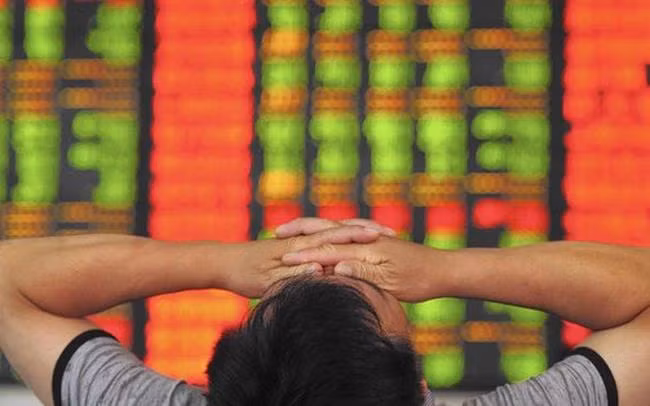 Nhiều cổ phiếu ngân hàng giảm 50% giá trị