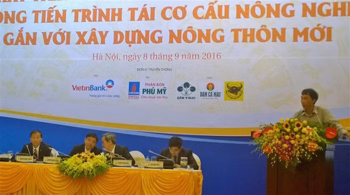 Ông Nguyễn Văn Bình: “Phải tích tụ ruộng đất”