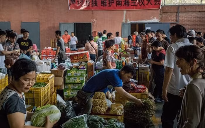 Trung Quốc muốn bỏ mặc Venezuela “tự gục ngã”?