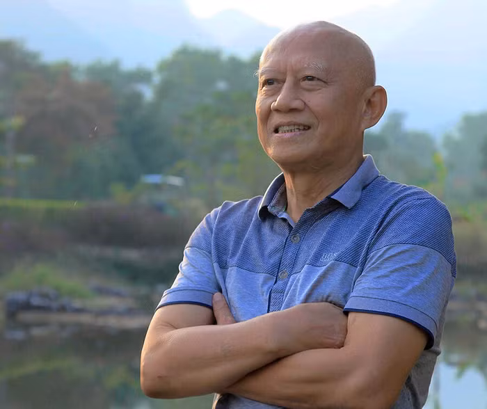 Doanh nhân, nhà thơ Hồ Hữu Việt - Chủ tịch HĐQT, Tổng giám đốc Công ty Cổ phần Đầu tư xây dựng Thăng Long, chủ đầu tư khu Du lịch Nghỉ dưỡng Nước khoáng Cúc Phương (Cuc Phuong Resort)