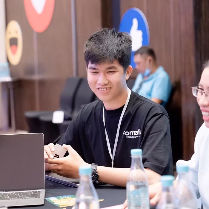 Nguyễn Đình Trúc - cựu sinh viên FPT Polytechnic đã thành lập và điều hành một agency sản xuất sản phẩm truyền thông ngay từ khi đi học