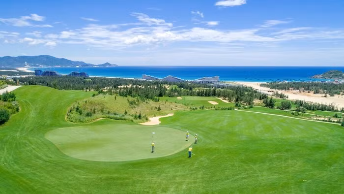 Sân FLC Golf Links Quy Nhon - sân golf thách thức cao độ hứa hẹn đem đến trải nghiệm khó quên cho các golfer