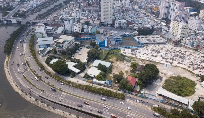 trực tiếp gặp gỡ doanh nghiệp bất động sản