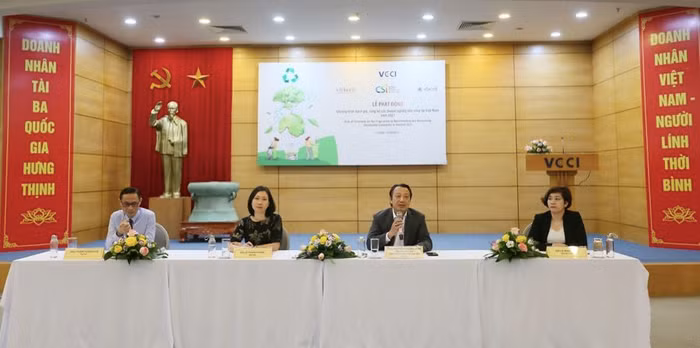 Phát động Chương trình Đánh giá doanh nghiệp bền vững 2021