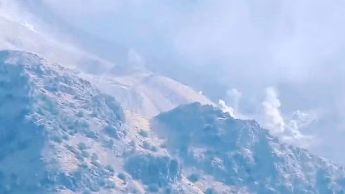 Không quân, pháo binh Iran tấn công du kích Kurd Iran ở Iraq.