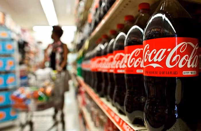 Bị phạt, truy thu hơn 800 tỷ tiền thuế, Coca-Cola Việt Nam nói chỉ là "sai sót nhỏ"