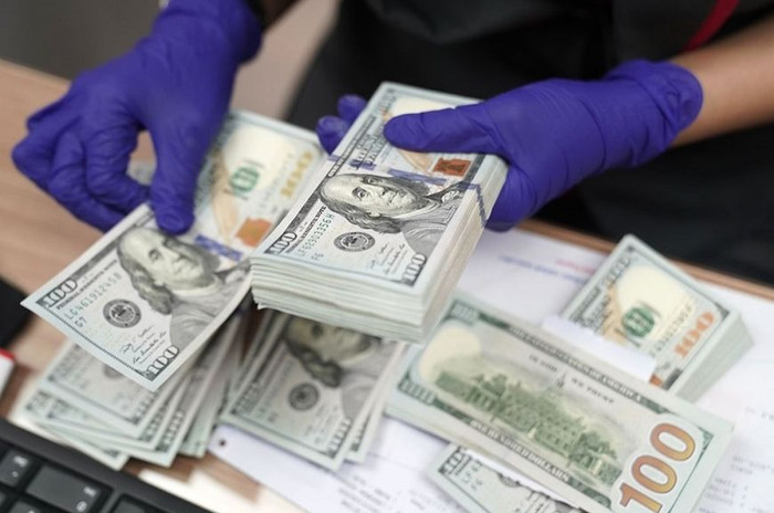 Tỷ giá USD hôm nay ngày 8/11: USD chợ đen tiếp tục leo dốc, giá bán ra vượt 28.000 VND/USD