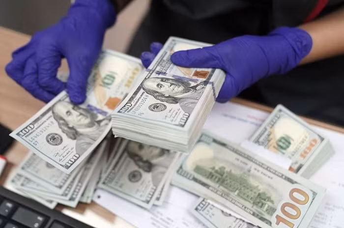 Tỷ giá USD hôm nay ngày 24/3: Thị trường chợ đen leo thang, bỏ xa mặt bằng ngân hàng