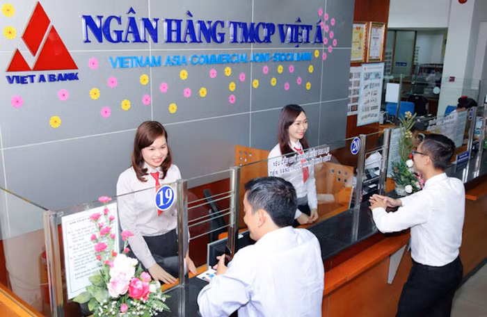 VietABank trao thưởng 3 cây vàng cho khách hàng may mắn