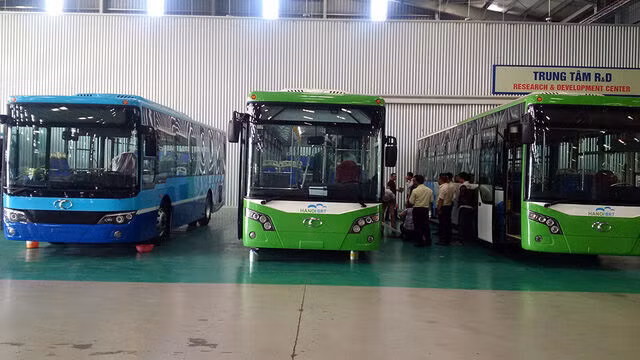 Hà Nội giải trình thông tin buýt nhanh giá 5 tỷ đồng/xe