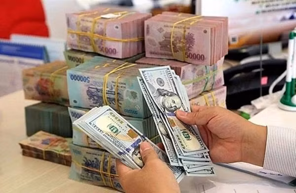 Thủ tướng yêu cầu bảo đảm an ninh, an toàn hoạt động thị trường tài chính, tiền tệ