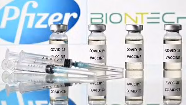 FDA Hoa Kỳ cấp phép cho vắc xin ngừa Covid-19