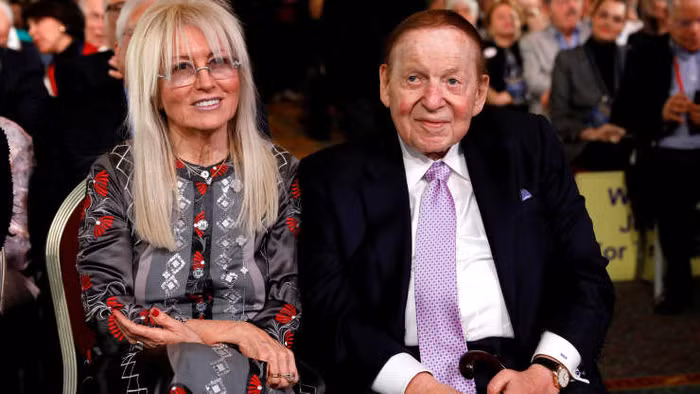Tỷ phú Sheldon Adelson và vợ Miriam Adelson.