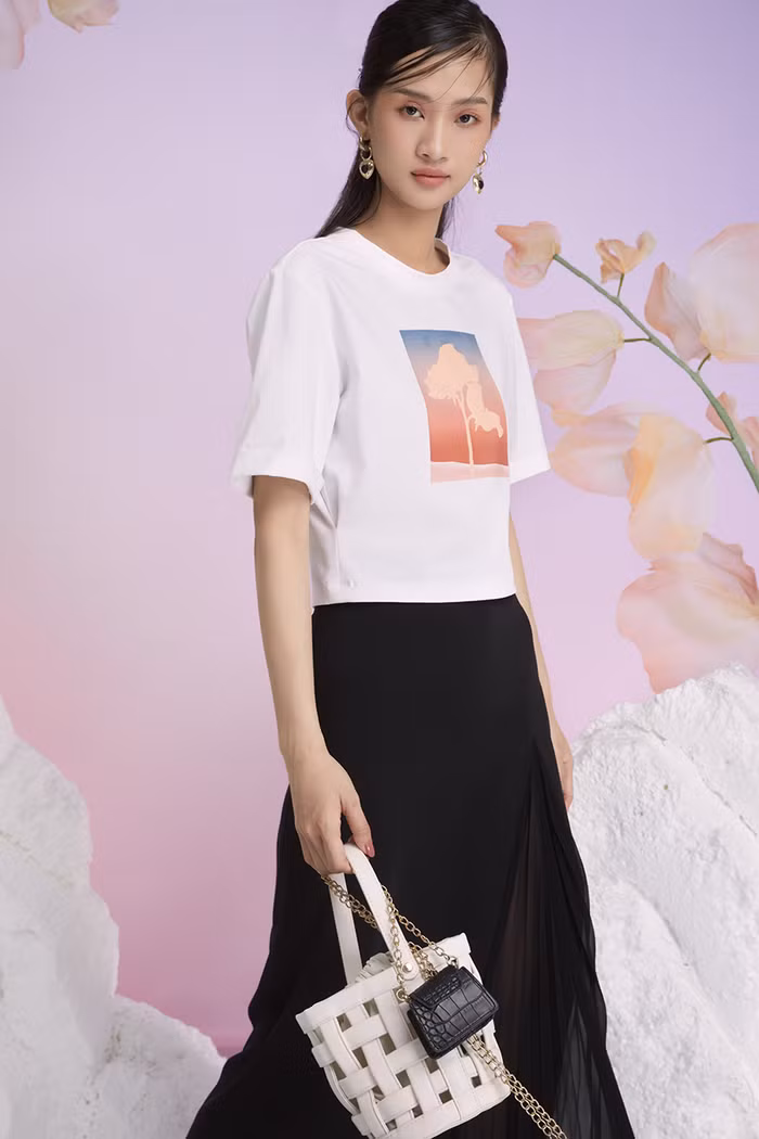 Những chiếc đầm không có điểm chê dành cho kì đại lễ 30/4 - 1/5 ảnh 10