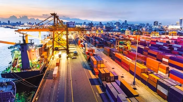 Xuất nhập khẩu năm 2022 có thể đạt trên 750 tỷ USD