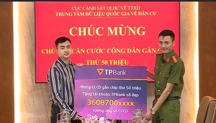 TPBank tặng số tài khoản trùng số căn cước cho chủ nhân thẻ CCCD gắn chip thứ 50 triệu