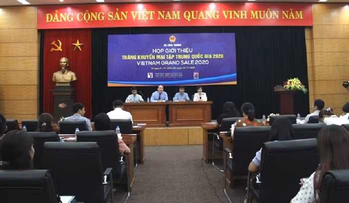 Kích cầu tiêu dùng nội địa hậu Covid-19 trong tháng khuyến mại quốc gia