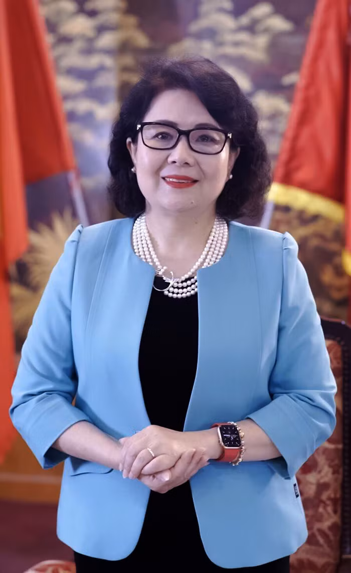 Bà Nguyễn Thị Tuyết Minh – Chủ tịch Hội đồng Doanh nhân nữ Việt Nam (VWEC)